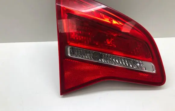 Opel Meriva B Tailgate rear/tail lights 21629003 21620101 45384