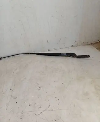 Front wiper blade arm
