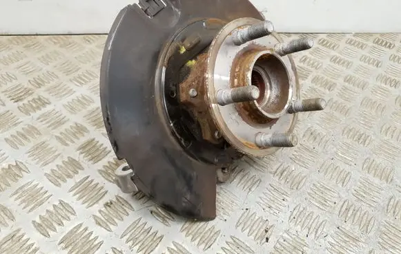 Dodge Challenger Rear wheel hub spindle/knuckle 68089313AB