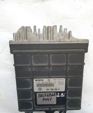 Volkswagen Sharan Engine control unit/module 021906256Q 26SA396 261203664