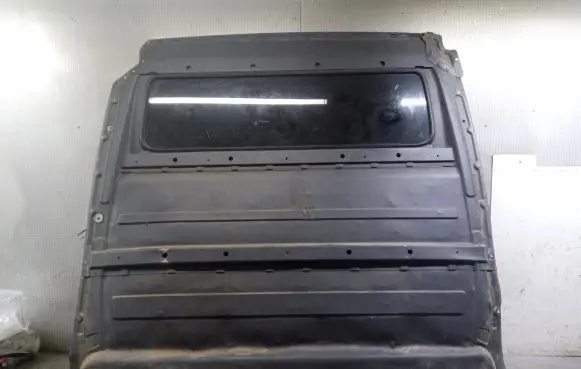 Mercedes-Benz Sprinter W906 Partition between cabin 