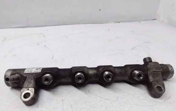 Volkswagen Sharan Fuel main line pipe 03L089N