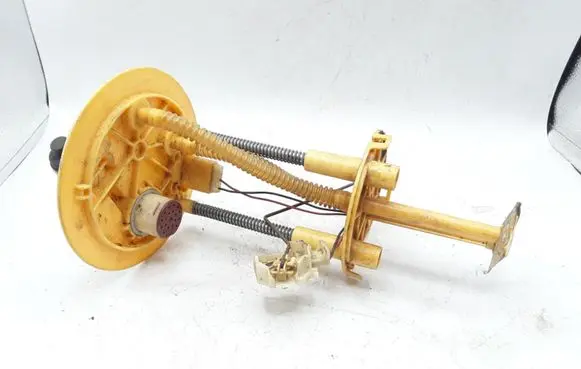 Toyota Yaris Fuel level sensor 770100D020A