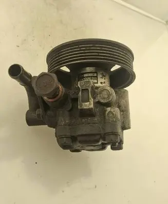 Hyundai Accent Power steering pump 5710025300 7Y5SCE16