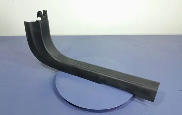 Volvo S90, V90 Foot area side trim 31377617