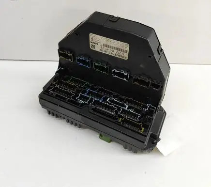 Mercedes-Benz CLS C218 X218 Fuse module A2129004125 A2129011207