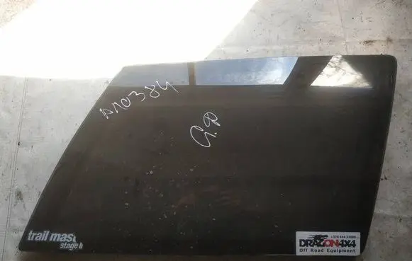 Jeep Grand Cherokee (WJ) Rear side window as3