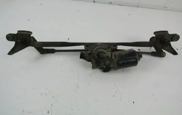 Mazda 6 Front wiper linkage 