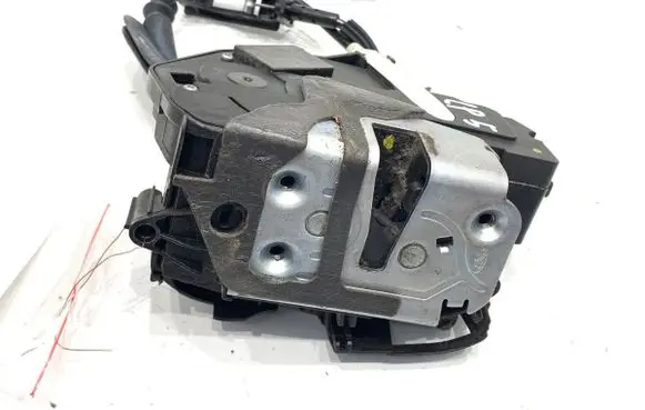 Ford Fiesta Front door lock 8A6A-A21813-AF