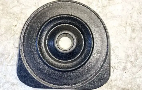 Volkswagen PASSAT B6 Spare wheel section trim 