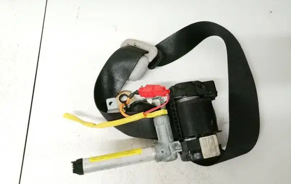 Mitsubishi Space Star Front seatbelt mr637363 0431129