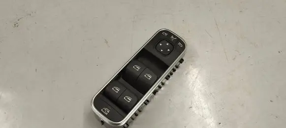 Mercedes-Benz EQB Electric window control switch A1679059803