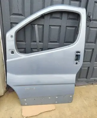 Renault Trafic II (X83) Front door