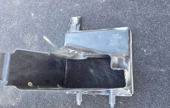 BMW 7 G11 G12 Intercooler air guide/duct channel 7359789 74850613