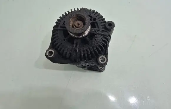 BMW 5 E60 E61 Generator/alternator 7789981 7789981AI03