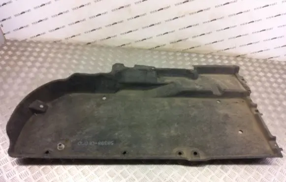 Toyota Highlander XU70 Engine splash shield/under tray 583980E010