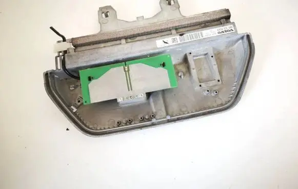 Volvo XC90 Antenna control unit 8633699 aax30200