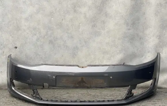 Volkswagen Sharan Front bumper 7N0807221A