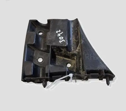 Volvo V40 Front bumper mounting bracket 31395102