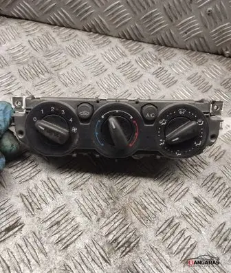 Ford Focus Climate control unit 3m5t19980ad