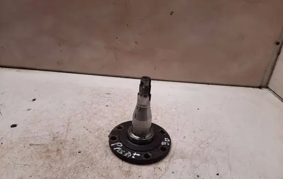 Volkswagen PASSAT B3 Stub axle 