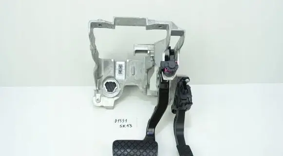 Audi A5 8T 8F Brake pedal 8K1721117