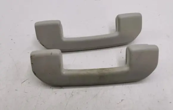 Citroen C5 Aircross A set of handles for the ceiling 