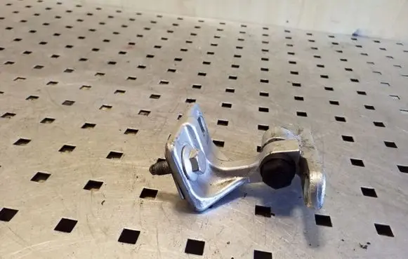 Mercedes-Benz C W203 Rear door upper hinge