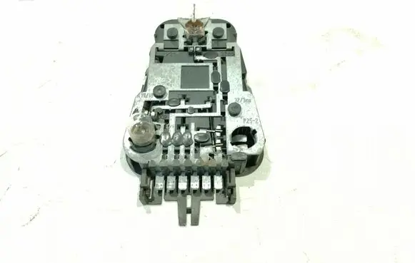 Audi 80 90 B2 Tail light bulb cover holder 443945222
