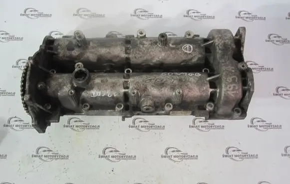 Opel Astra J Rocker cam cover 55204918