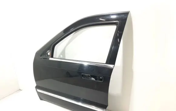 Jeep Grand Cherokee (WK) Front door
