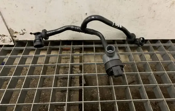 BMW M3 F80 Brake vacuum hose/pipe 7848454 13907848454