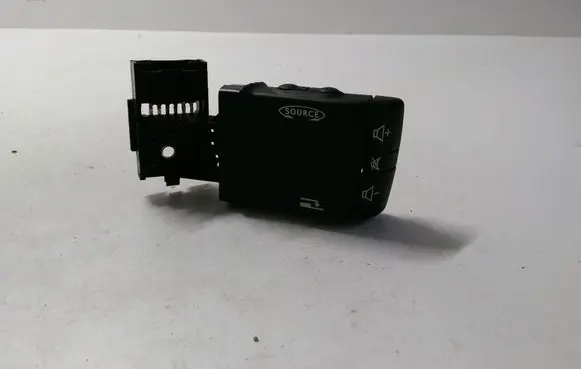 Renault Megane II Sound control switch 8200103769