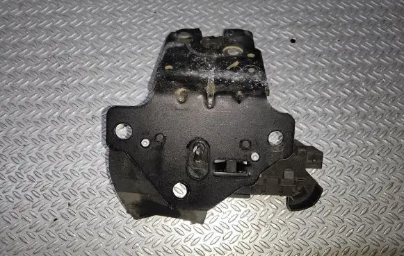 Audi A4 S4 B7 8E 8H Tailgate/trunk/boot lock/catch/latch 8P4827505C
