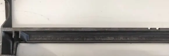 BMW 5 E39 Radio/GPS head unit trim 8247302