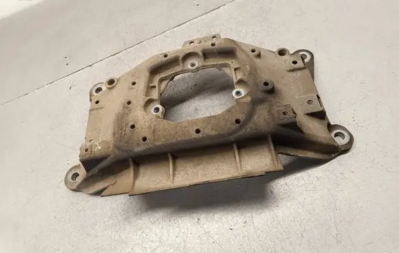 Audi A4 Allroad B8 Gearbox mounting bracket 