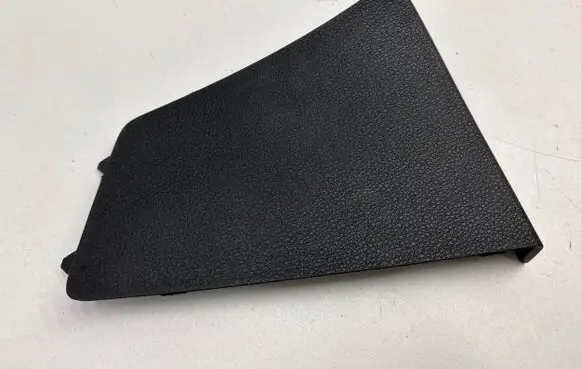 Audi Q3 F3 Tailgate trim 83F867657