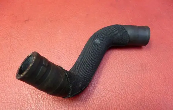 Audi A4 S4 B8 8K Engine coolant pipe/hose 8K0121049L