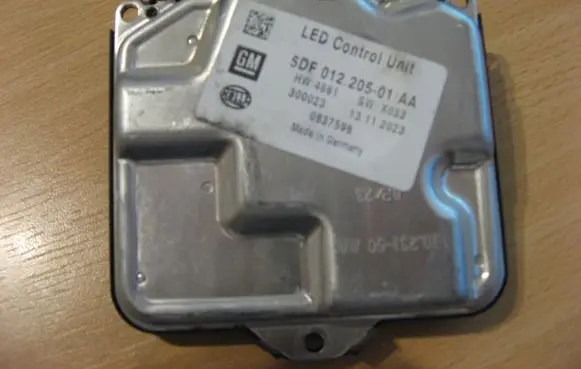 Cadillac CT6 LED ballast control module 5DF01220501AA