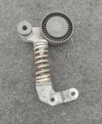 Audi A8 S8 D4 4H Generator/alternator belt tensioner 079903133bg
