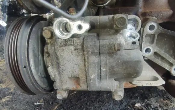 Mazda 323 Air conditioning (A/C) compressor (pump) h12a0ah4el f1250138