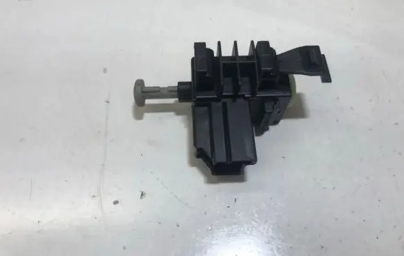 Clutch pedal sensor