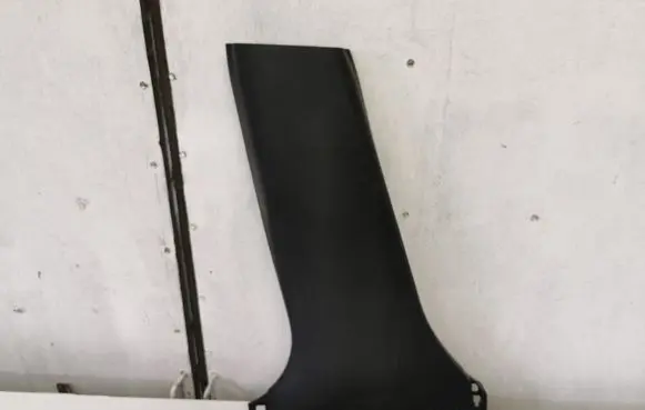 Nissan Leaf II (ZE1) (B) pillar trim (bottom) 769163NL0A