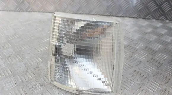 Volkswagen Transporter - Caravelle T4 Front indicator light