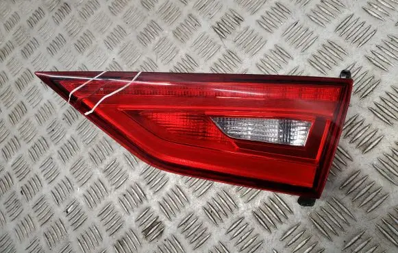 Audi A3 S3 8V Tailgate rear/tail lights 8V5945094J
