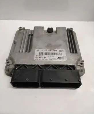 Opel Insignia A Engine control unit/module 0281018769 55585024