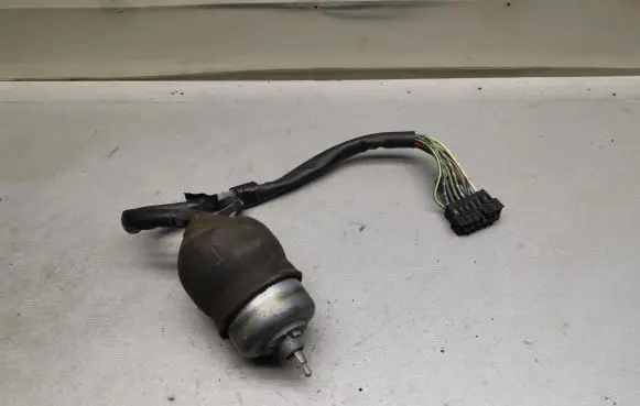 Mercedes-Benz 190 W201 Light switch 10400318230