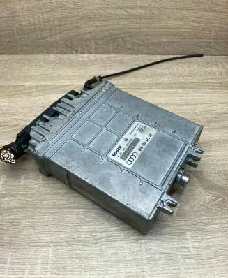 Audi A4 S4 B5 8D Engine control unit/module ECU 028906021GN 0281001659