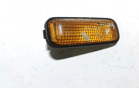 Honda Legend III KA9 Front fender indicator light 6r01391