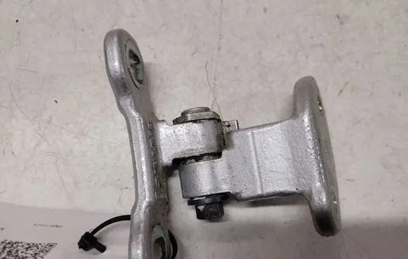 Volvo S40 Rear door upper hinge